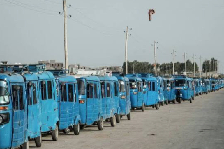 ሕገወጥ የነዳጅ ግብይት በአንዳንድ  የሀገሪቱ አካባቢዎች  በሊትር እስከ 500 ብር እየተሸጠ ነው